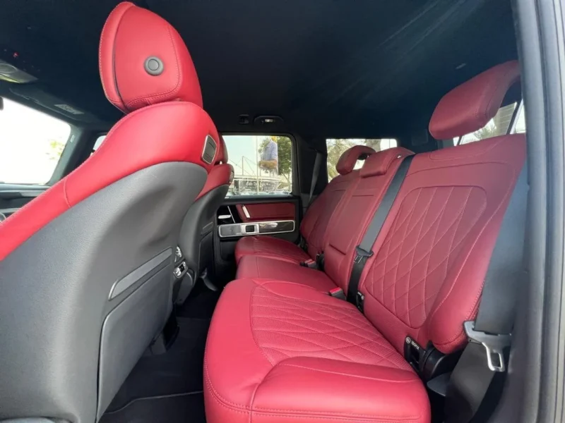 2022 Mercedes-Benz AMG G 63 BRABUS 700 4.0-liter V8 Biturbo Grey Red SUV GCC