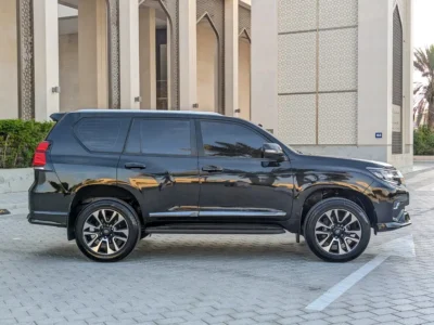 2023 Toyota Prado TXL V4 2.7L Black Beige SUV GCC IN EXCELLENT CONDITION