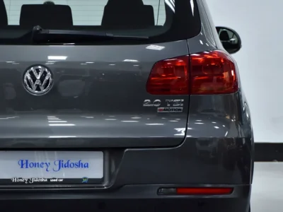 2016 Volkswagen Tiguan SE 4 Cylinders Engine Grey Black Crossover GCC