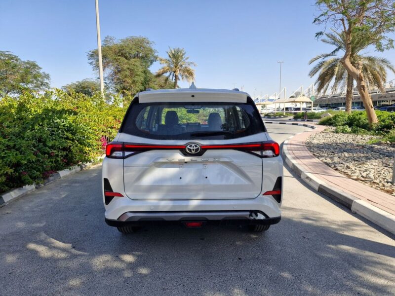 2025 TOYOTA VELOZ 1.5 Liter 4 Cylinder Engine PETROL GCC White Black SUV