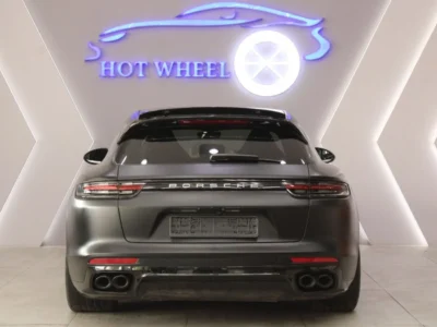 2020 Porsche Panamera Turbo S E-Hybrid Sport Turismo 4.0L Black Sedan