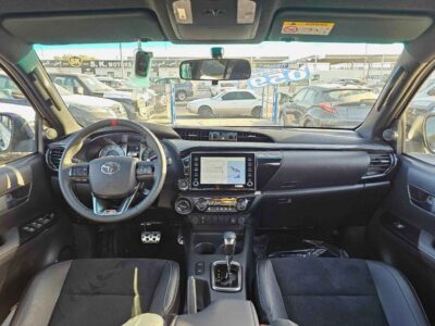 2025 Toyota Hilux GR SPORT 4.0 Litres V6 Engine PETROL White Black Pick Up Truck