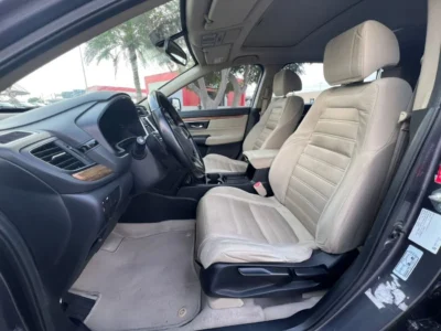 2020 Honda CR-V 4 Cylinders Petrol Engine Grey Beige SUV GCC Specs