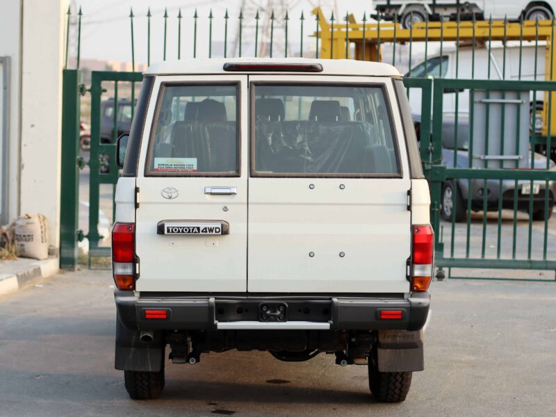 2024 Toyota LC Hardtop 5 Door 4.2L MT White Black SUV Diesel With Snorkel