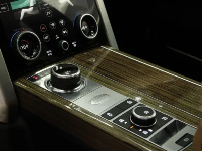 2018 Land Rover Range Rover Vogue SE 5.0L 8 Cylinder Engine Black Brown SUV