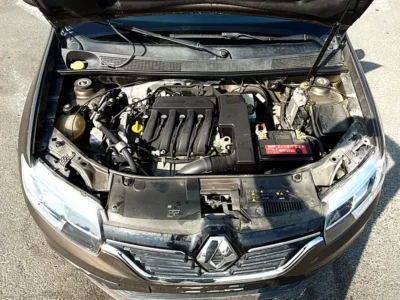 2020 Renault Symbol LE 4 Cylinder Petrol Engine Brown Beige Sedan GCC Specs