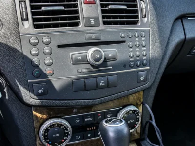 2009 Mercedes-Benz C-Class C63 AMG 8 Cylinder Engine White Beige Sedan