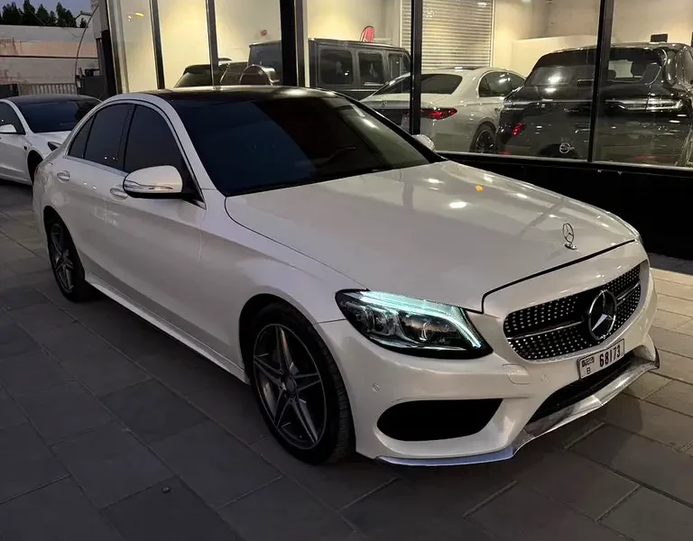 2015 Mercedes-Benz C-Class C300 4Matic 4 Cylinder Petrol Engine White Black Sedan