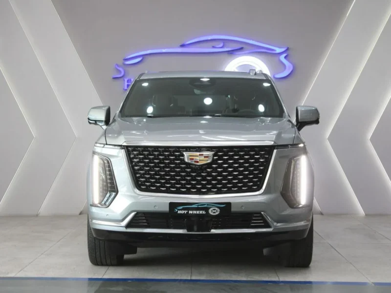 2025 Cadillac Escalade Sport Platinum 6.2 Litres V8 Engine Grey Black SUV