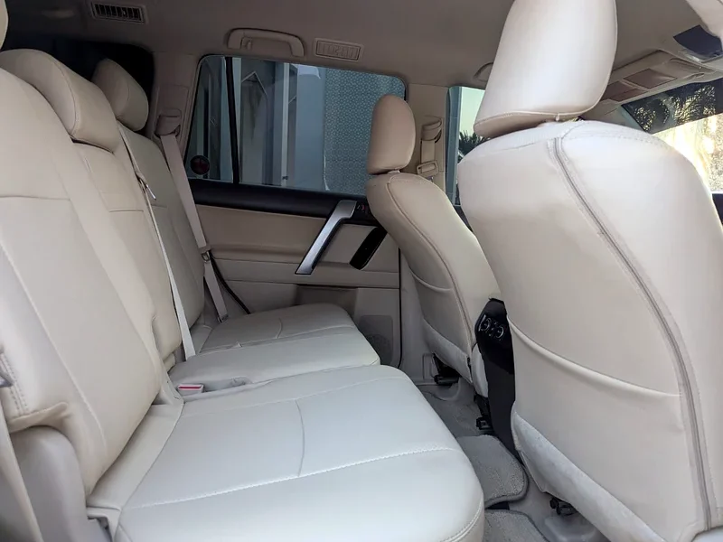 2018 Toyota Prado EXR V6 Petrol Engine Silver Beige SUV EXCELLENT CONDITION