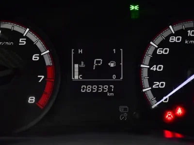 2022 Mitsubishi Xpander Medium line 4 Cylinder Petrol Engine White Black Crossover