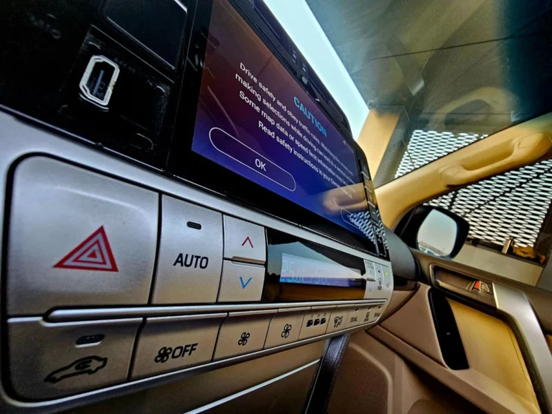 2021 Toyota Prado GXR V6 Engine 4.0 Liter 4WD Blue Beige SUV GCC Specs