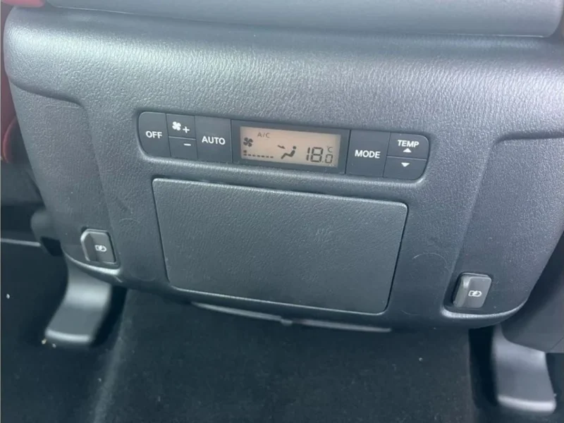 2024 Nissan Patrol V8 Cylinder Engine PLATINUM Silver Burgundy SUV GCC