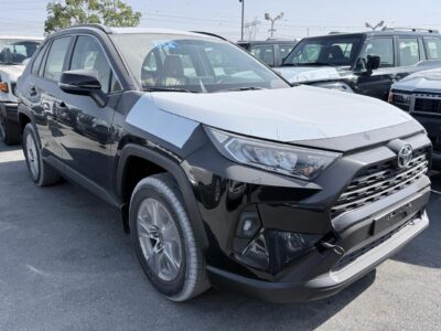 2025 Toyota RAV 4 XLE 2.5L 4 Cylinder Engine Black Beige SUV Petrol