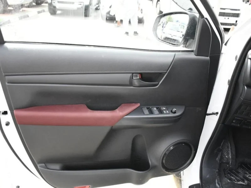 2025 Toyota Hilux 2.7 Liters 4 Cylinder Petrol Engine White Red Pick Up
