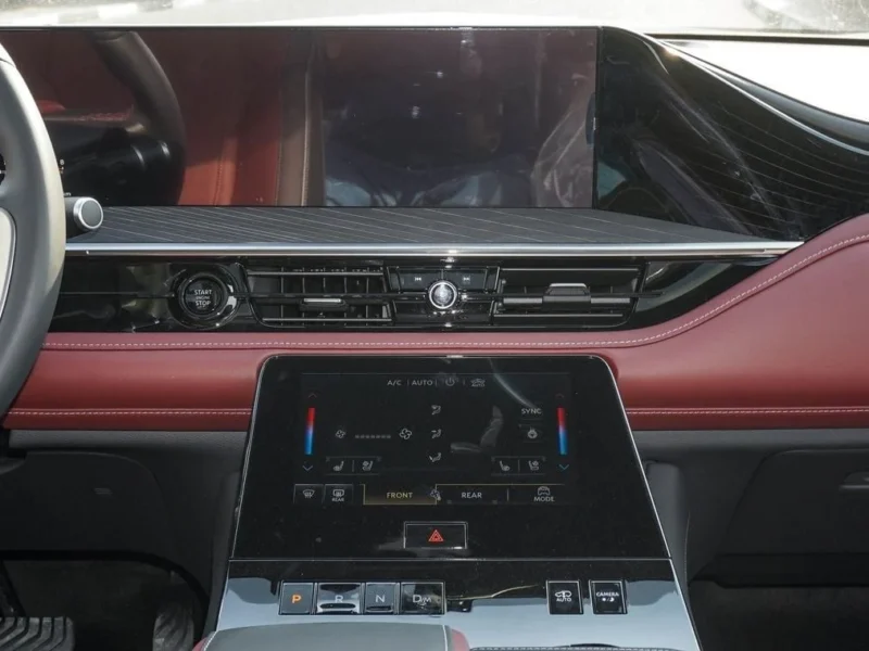 2025 Infiniti QX80 Autograph 6 Cylinder Petrol Engine Black Burgundy SUV