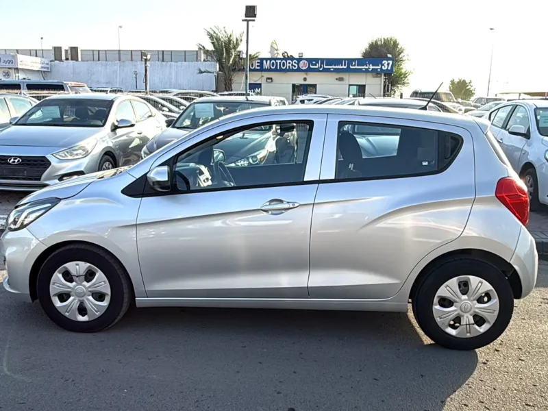 2020 Chevrolet Spark LS 4 Cylinder Petrol Engine Silver Black Hatchback GCC