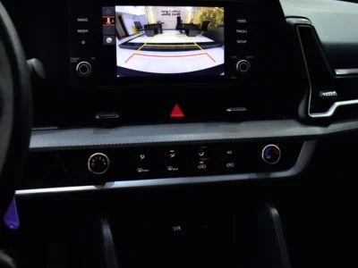 2023 Kia Sportage Mid 4 Cylinder Petrol Engine Silver Black SUV GCC Specs