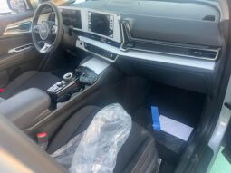 2024 Kia Sportage 1.5 L Turbo GDI 4 Cylinders Engine Black SUV