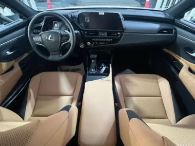 2024 Lexus ES300h 2.5 Litres 4 Cylinder Hybrid Engine White Tan Sedan FWD