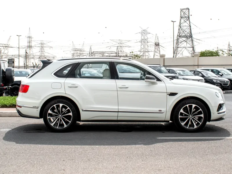 2017 Bentley Bentayga W12 AWD 12 Cylinders Engine White Beige SUV