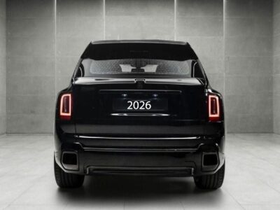 2026 Rolls Royce Cullinan 6.75-liter twin-turbocharged V12 Black Orange SUV