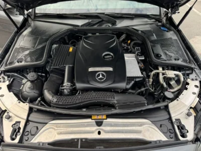 2015 MERCEDES-BENZ C300 4MATIC 2.0L 4 Cylinder Petrol Engine Grey Black Sedan