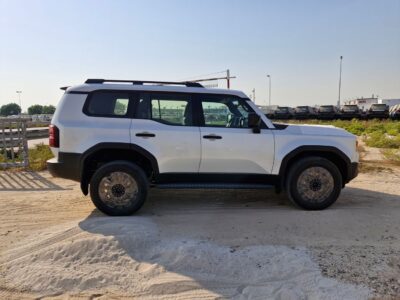 2024 Toyota Prado VXL 2.4L 4 Cylinders TURBO PETROL 4X4 White Black SUV