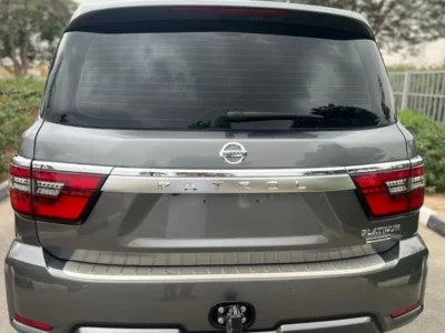 2021 Nissan Patrol LE PLATINUM 6 Cylinders Petrol Engine Grey Orange SUV GCC Specs