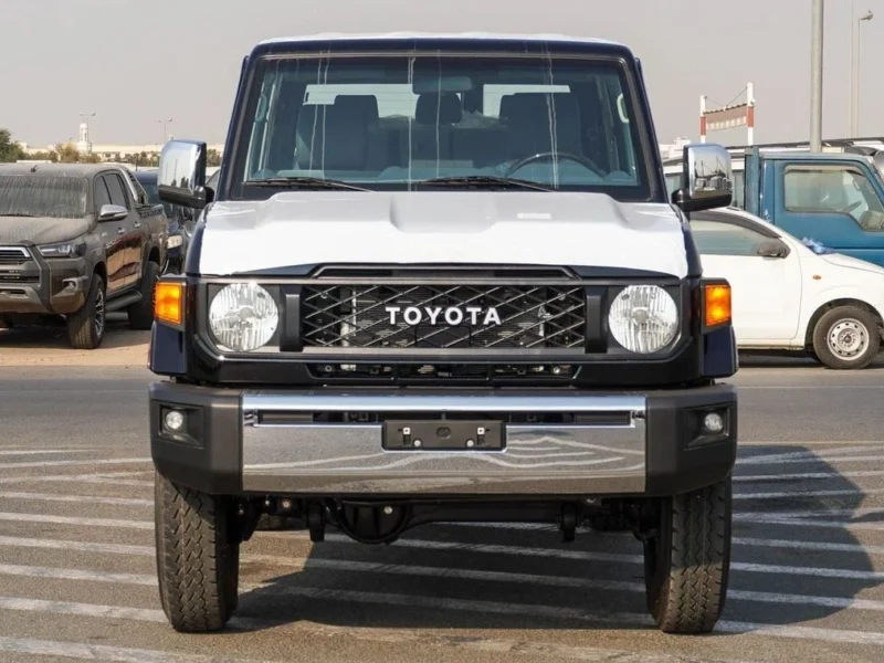 2025 Toyota Land Cruiser Hard Top 4.0L V6 Cylinder Engine AT Black Grey SUV