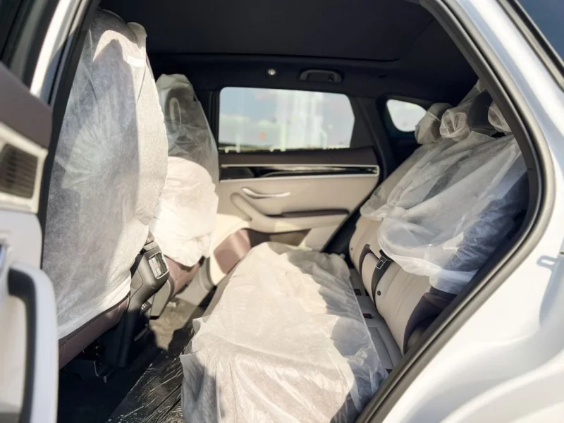 2025 BYD Song Plus Luxury DM-i 1.5L 4 Cylinder Petrol Engine White SUV