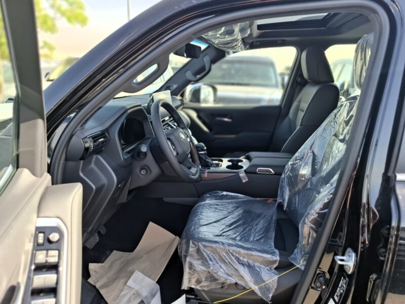 2024 Toyota Landcruiser VX Plus 3.5L TWIN TURBO, 6 CYLINDER Black SUV Petrol