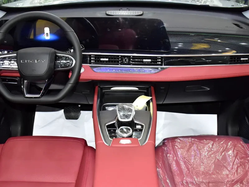 2026 Chery Tiggo 7 1.5T Luxury 4 Cylinders Petrol Engine Grey Red SUV GCC