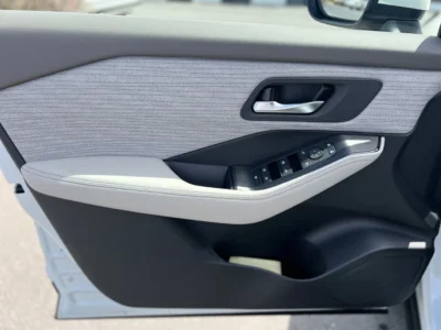 2026 Nissan X-Trail S 2.5 Litres 4 Cylinder Petrol Engine White Beige SUV FWD