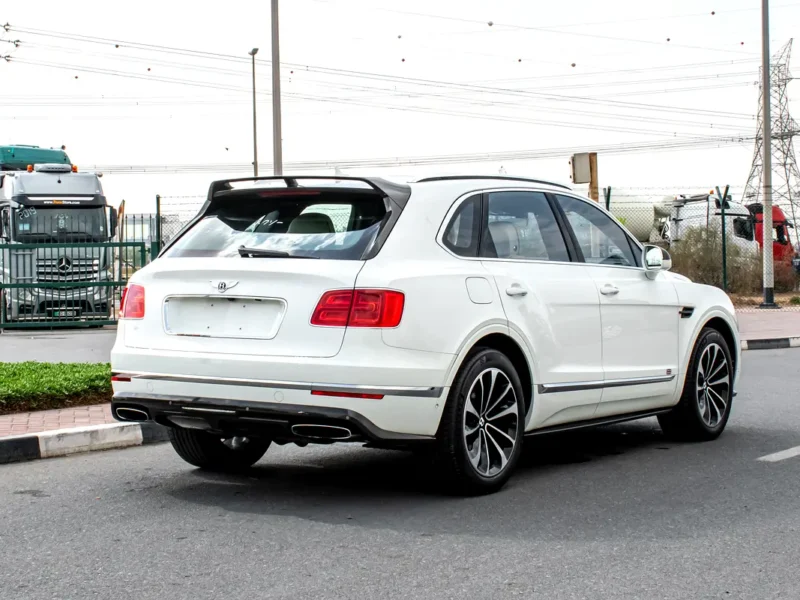 2017 Bentley Bentayga W12 AWD 12 Cylinders Engine White Beige SUV