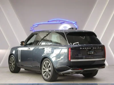 2025 Land Rover Range Rover Vogue P550 Autobiography 3.0L Turbocharged-6 Blue Tan