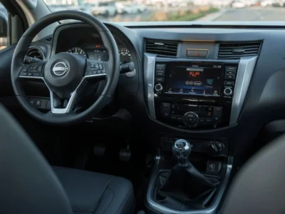 2025 Nissan Navara LE 2.5L 4 Cylinders Petrol Manual Black Pick Up Truck GCC