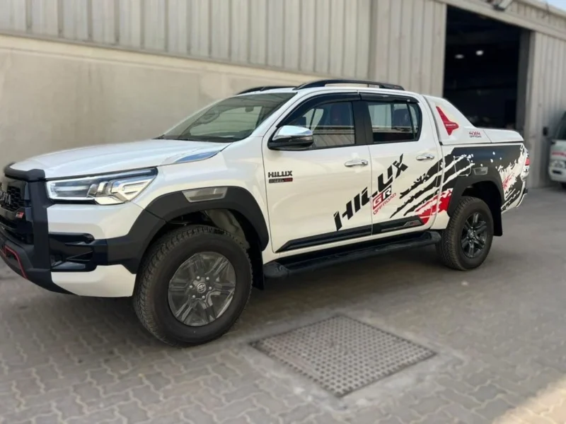 2026 TOYOTA HILUX 2.4L 4 Cylinder DIESEL GR-SPORTS 4X4 FULL OPTION White Black