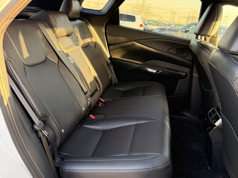 2024 LEXUS RX 350H Premium 2.4 Litre V4 Engine VVT White Black AWD