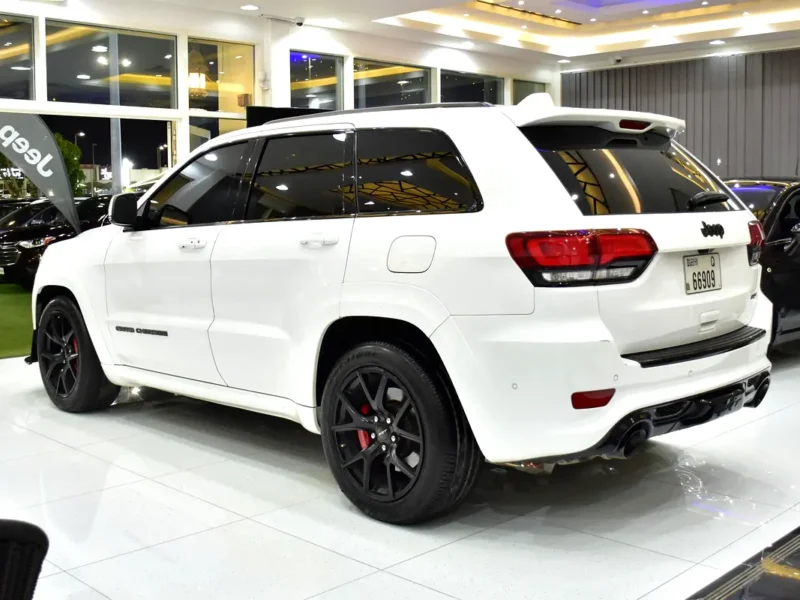2020 Jeep Grand Cherokee SRT 8 Cylinder Petrol Engine White Black SUV Automatic