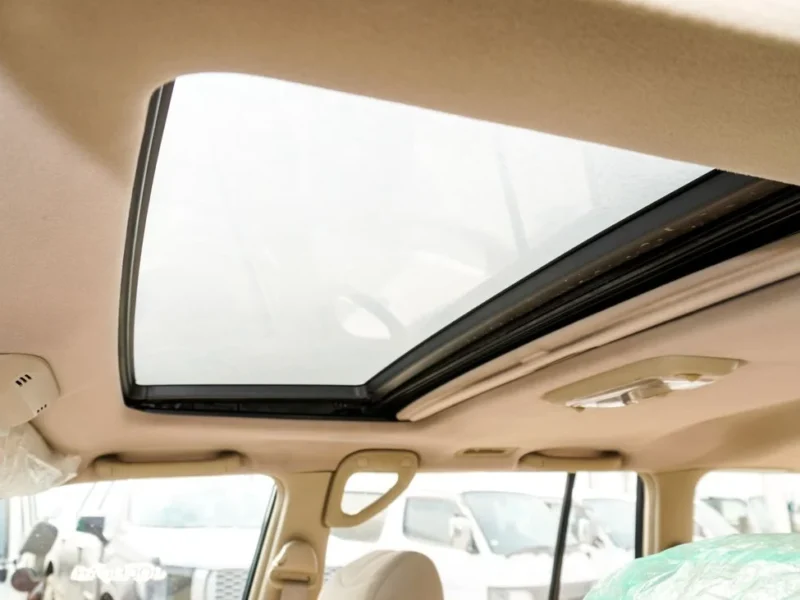 2004 Toyota Land Cruiser GXR 4.5 L V6 Engine Green Beige SUV GCC