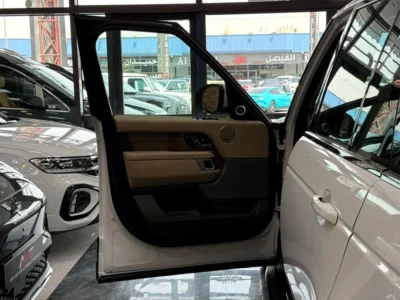 2019 Land Rover Range Rover HSE TOP6 Cylinder Petrol Engine White Beige SUV