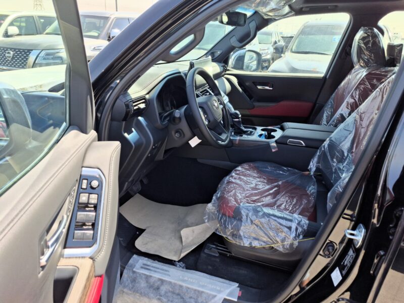 2024 Toyota Landcruiser VXR 3.3-liter twin-turbo diesel V6 Engine Black Red SUV