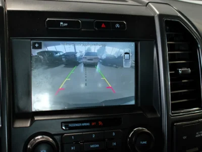 2018 Ford F-Series Pickup Base 8 Cylinder Petrol Engine White Black Pickup GCC