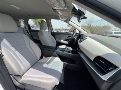 2026 Nissan XTrail S 2.5 Litres 4 Cylinders Petrol Engine White Beige SUV GCC