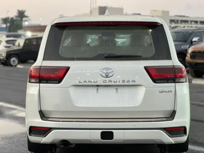 2026 Toyota Land Cruiser LC300 GXR 4.0L 6 Cylinder Petrol Engine White Beige SUV