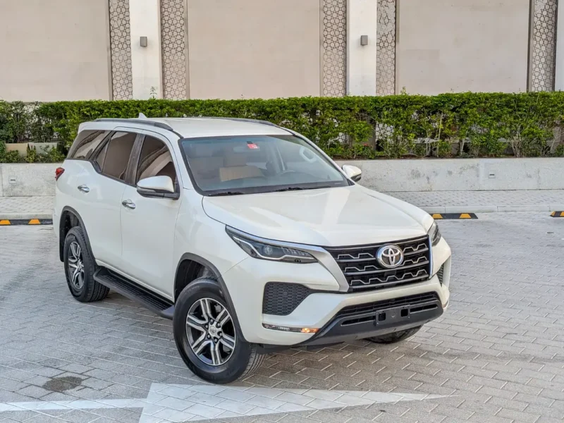 2021 Toyota Fortuner EXR 4X4 V4 Engine 2.7 Liters White Brown SUV GCC
