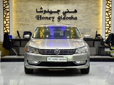 2013 Volkswagen Passat SEL 5 Cylinder Petrol Engine Silver Beige Sedan GCC