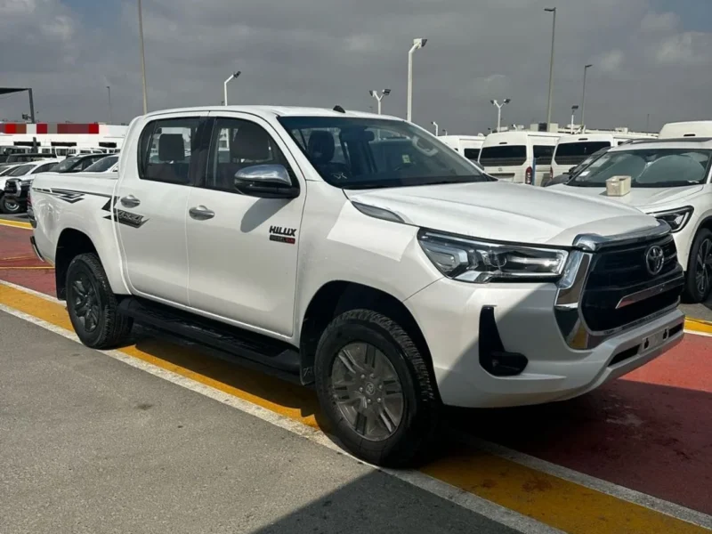 2026 TOYOTA HILUX 2.4L DIESEL 4 Cylinder A/T LIMITED EDITION White Black