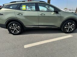 2024 Kia Sportage 1.6L Turbocharged Inline 4 Cylinder Engine Green Beige SUV